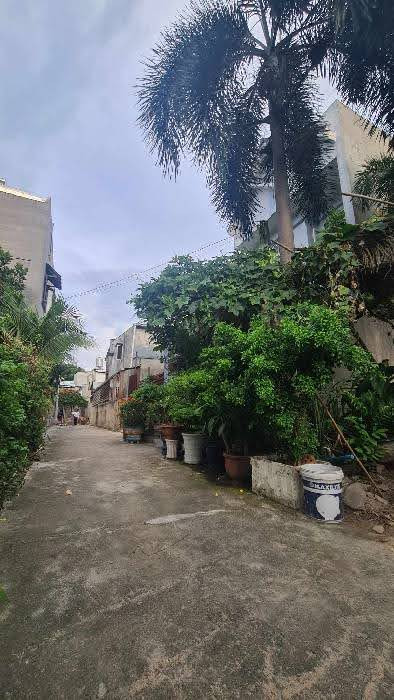 Bán đất thổ cư đường Tỉnh lộ 43  gần chợ Thủ Đức chủ nhà đi xa giá bán chưa đến 3,2 tỷ.