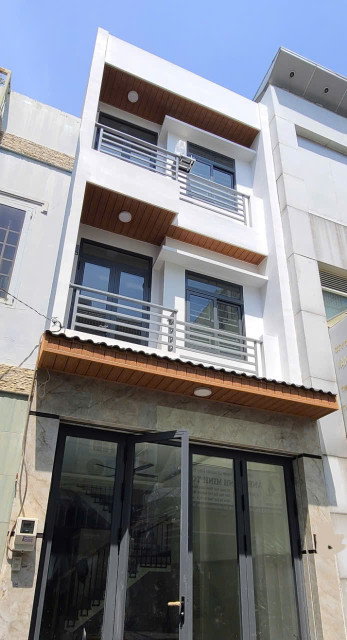 Bán Nhà Hẻm 6m Đường Hoàng Bật Đạt,Tân Bình, DT4x15m,3Tầng,4PN,3WC.