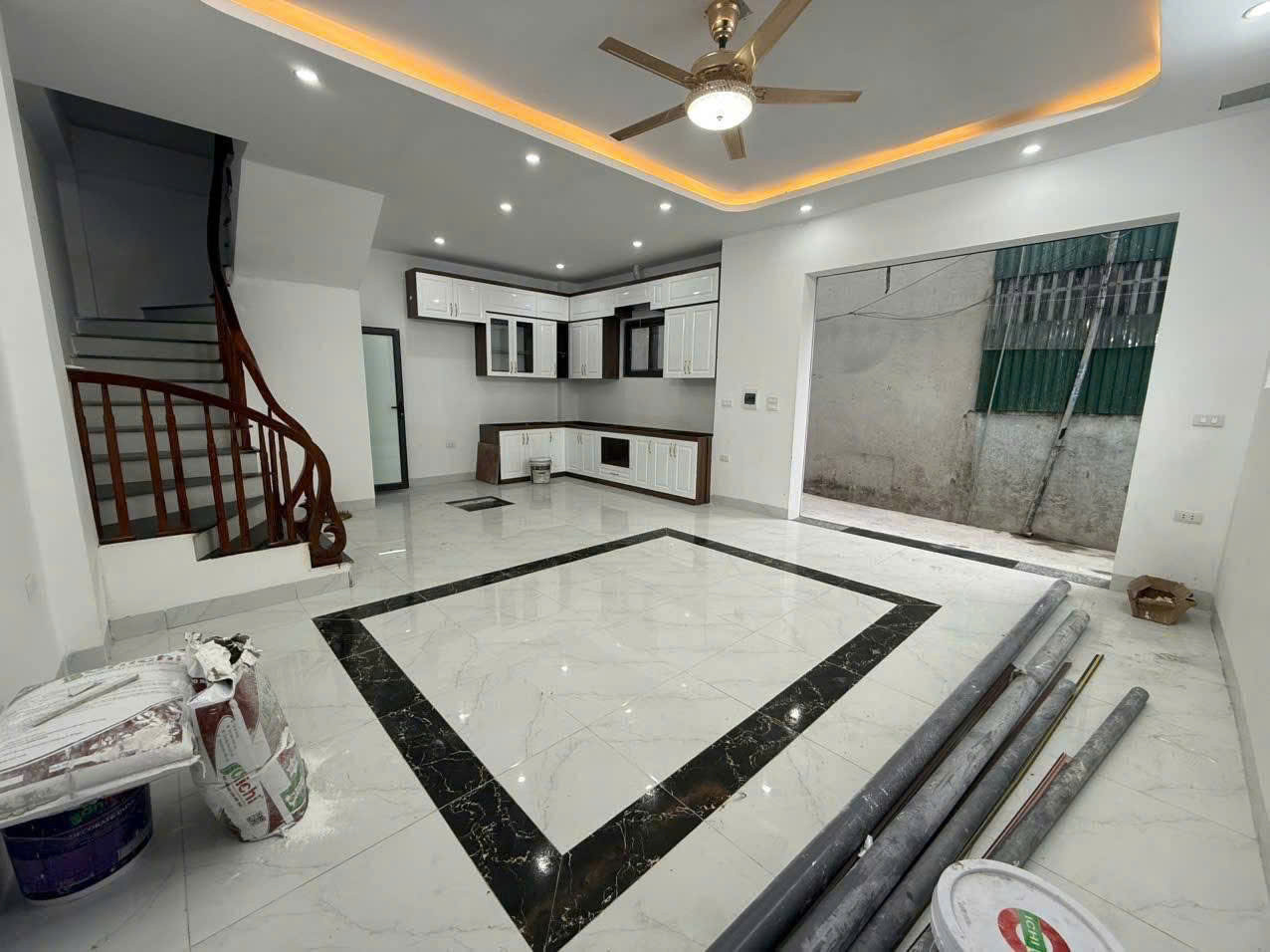 Siêu Phẩm giá đầu tư Phúc Lợi, 50 m2, 5 tầng, hai mặt thoáng 12m, ô tô, ngõ nông , giá 6.2 tỷ
