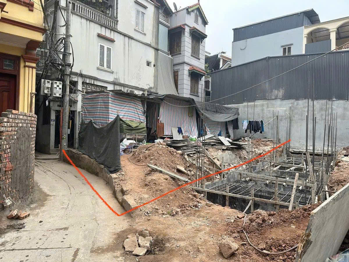 Đất đầu tư Âu Cơ, 107m2, MT6.9, Ô tô vào , xây ccmn, kinh doanh, giá 21 tỷ