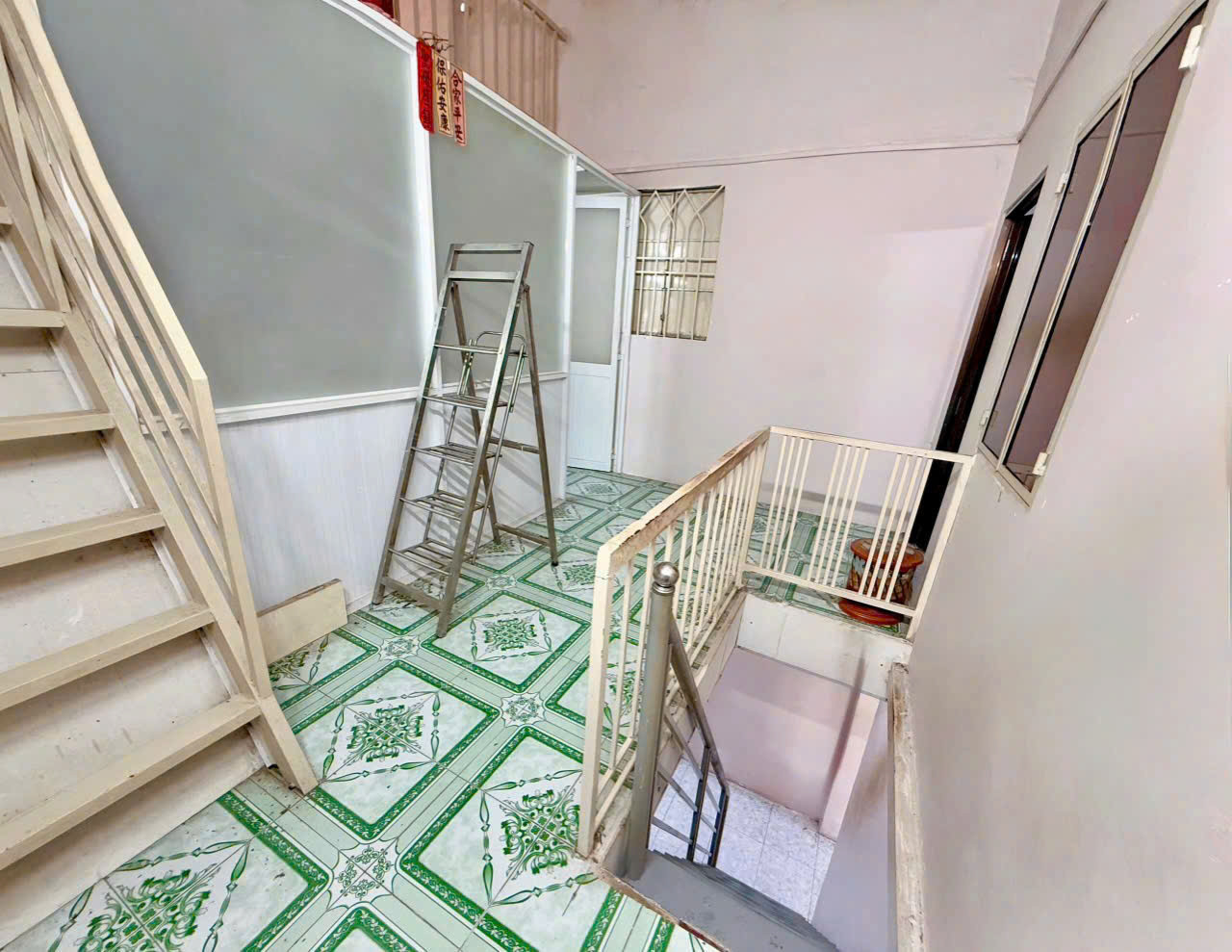 Nhà hẻm Liên Khu 1-6, Bình Trị Đông,dt 64m2 1 lửng 2pn 1wc giá 4,65 tỷ
