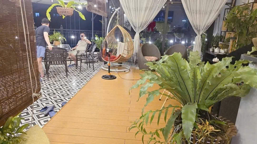 Bán nhà Nguyễn khánh Toàn cầu giấy hà nội. diện tích khủng 130m, mặt tiền 23mx8 tầng. giá siêu nét 70 tỉ