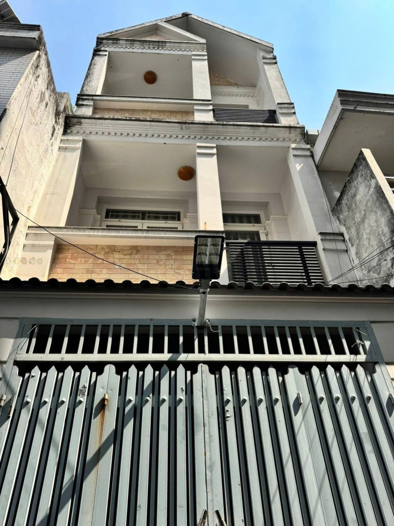 TRƯỚC NHÀ 3.5M THÔNG  - 45M2 (4x11M) HẬU 4.1M - 4 TẦNG 4 PHÒNG NGỦ - SỔ VUÔNG ĐẸP - HOÀN CÔNG ĐỦ.