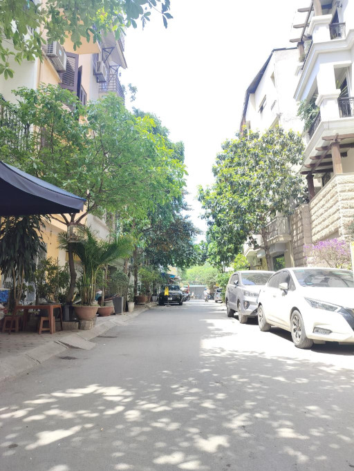 Văn Cao Nguyễn Đình Thi - 1 nhà ra phố, ô tô dừng đỗ, nhà đẹp ở ngay, mặt tiền 5m vuông đẹp, chỉ 12.5 tỷ