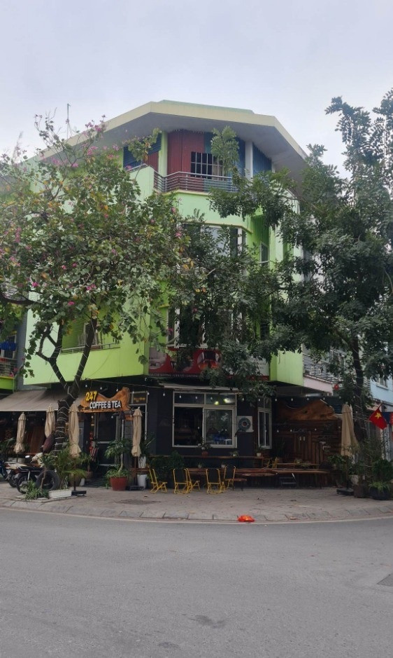 Lô góc Nguyễn Thị Định, Cầu Giấy ô tô tránh, mặt tiền 12m, cách mặt phố 15m, 4 tầng khu vực sầm uất nhất phố.