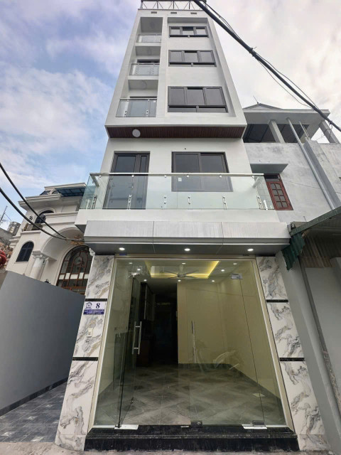 Bán Nhà 6 Tầng Ô Tô Vào Thang Máy – Lô Góc, Ngõ Thông – 7.2 tỷ
