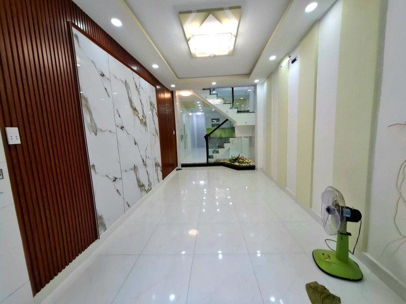 NHÀ ĐẸP 3 TẦNG TRẦN VĂN QUANG, TÂN BÌNH SÁT VÁCH QUẬN 10, 45M2, VUÔNG NỞ HẬU TÀI LỘC, Ô TÔ SÁT NHÀ CHỈ NHỈNH 4 TỶ