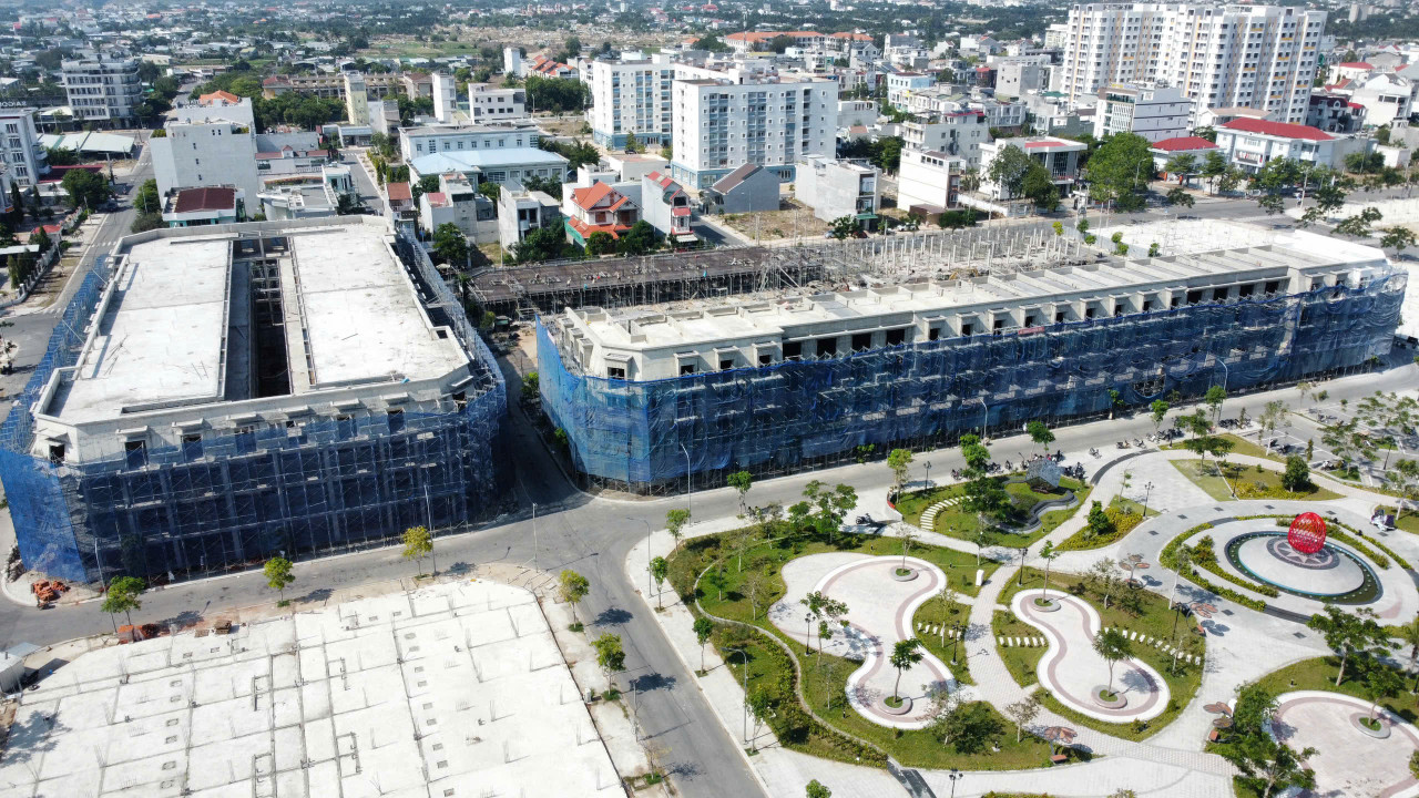 Nhà Phố Đẳng cấp Giữa Lòng Phố Biển Bình Sơn Khánh Hòa 2