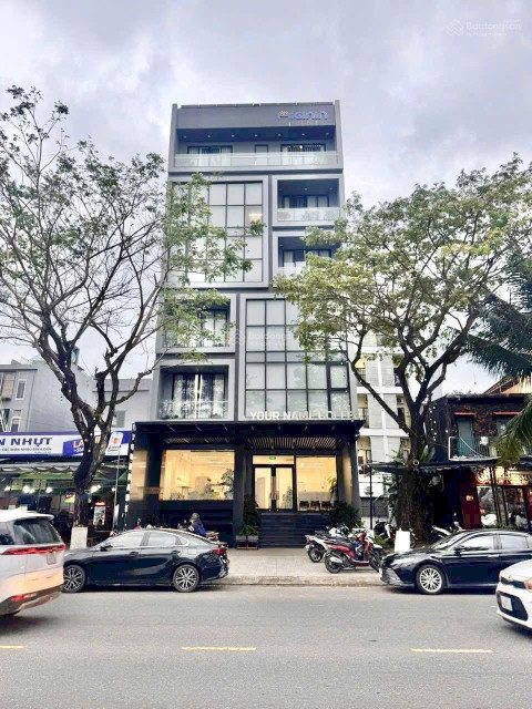 MẶT PHỐ CỔ LINH - 90M2 - 7 TẦNG THIẾT KẾ HIỆN ĐẠI - VỈA HÈ RỘNG K.DOANH BẤT CHẤP - FULL NỘI THẤT