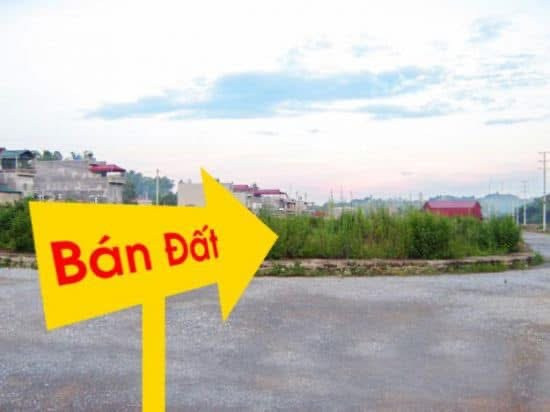 Bán nhà mặt tiền đường hầm đá Hoà Phú, Buôn Ma Thuột. Giá 2 tỷ