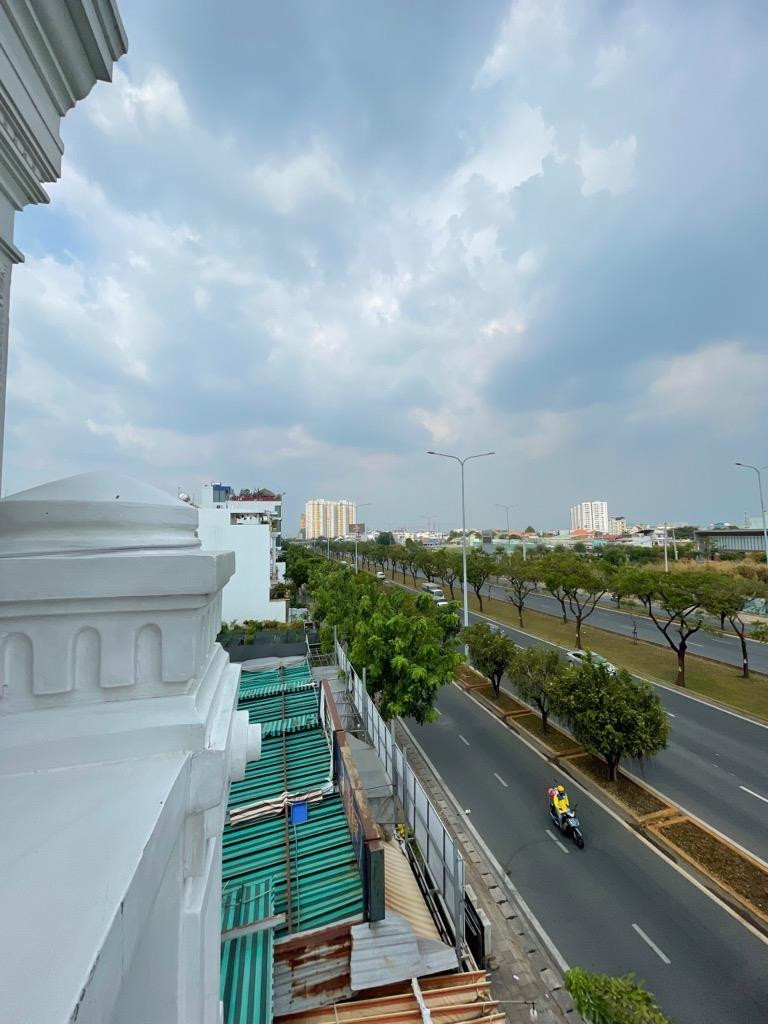 BÁN NHÀ 4 TẦNG NGANG KHỦNG 8M - HẺM XE TẢI TRÁNH - SÁT VÒNG XOAY AN LẠC - GIÁ 13.5 TỶ