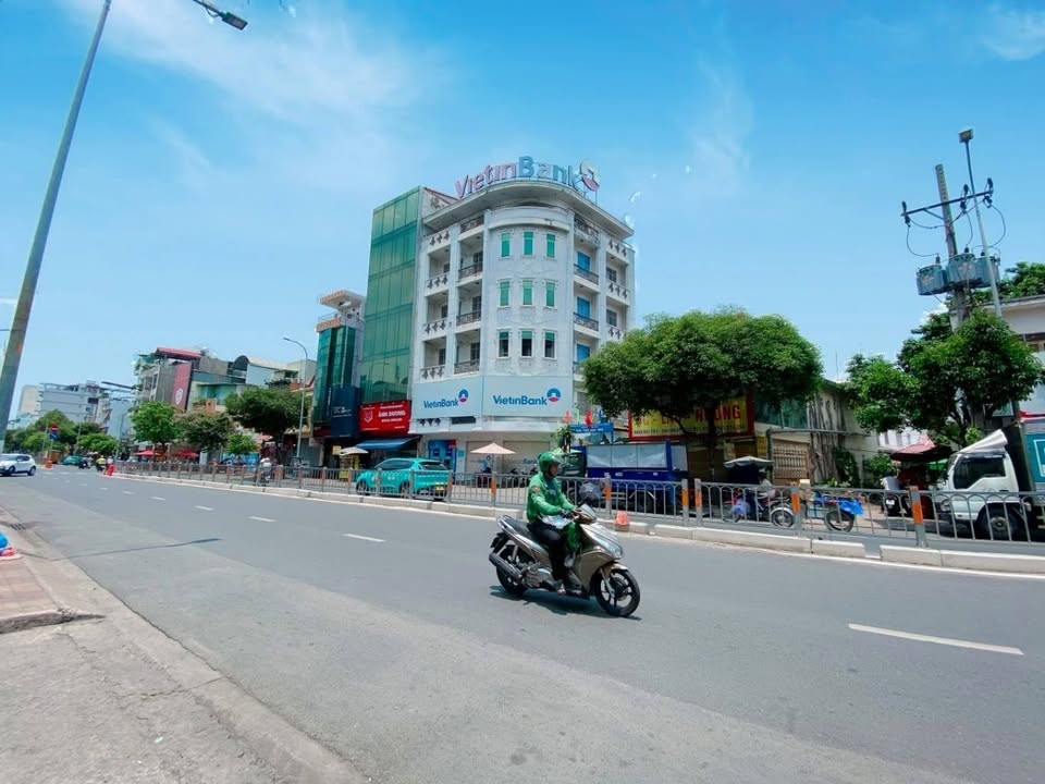 NHÀ 4 TẦNG - GẦN ĐH CÔNG NGHIỆP - NGUYỄN THÁI SƠN - GÒ VẤP - 42M² - 5PN - DÒNG TIỀN 12TR/THÁNG - 5.5 TỶ