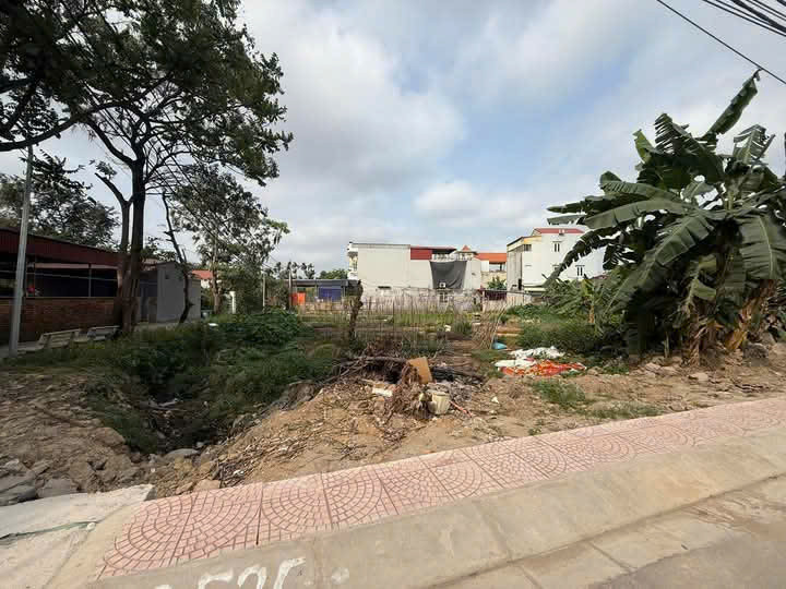 💥💥💥Chào bán lô đất 125m mặt đường Lương Quán Nam Sơn giá tốt chỉ 3tỷ 750tr