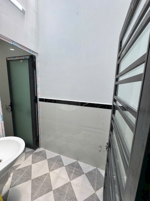 Nhà hẻm Bình Thành, Bình Hưng Hòa B dt 56m2 1 lầu 2pn 2wc giá 4,3 tỷ