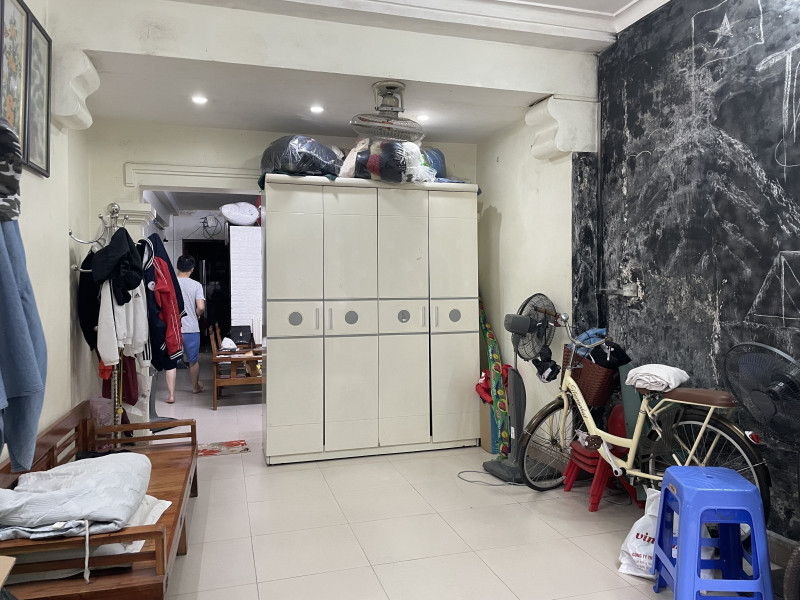 Bán căn hộ tập thể phố Hạ Đình, Thanh Xuân, 86m2, nhà đẹp, ngõ rộng, gần phố