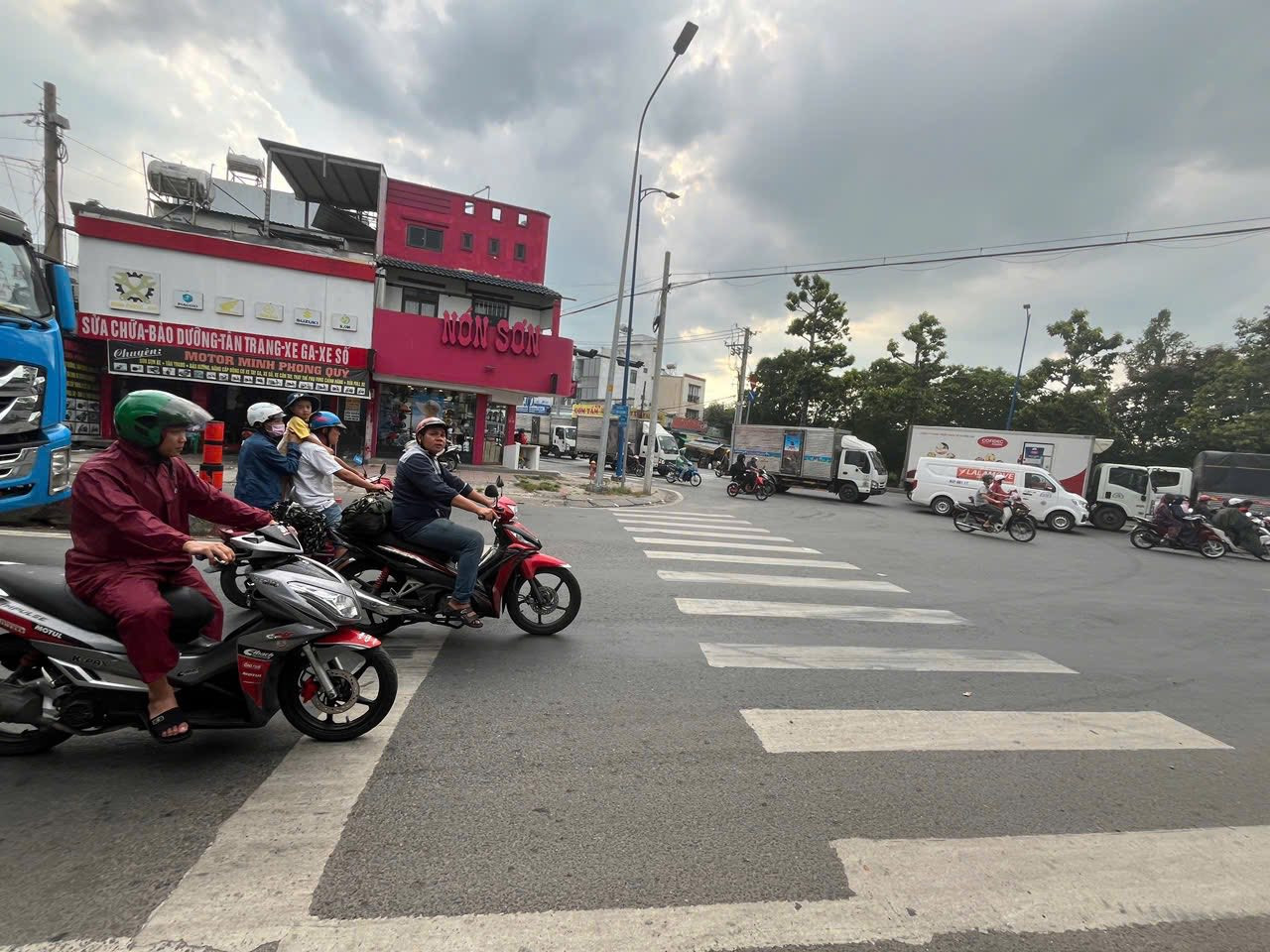 🔥🔥HIẾM !! MẶT TIỀN ĐƯỜNG KINH DOANH BUÔN BÁN SẦM UẤT - NGAY NGÃ TƯ LÊ VĂN KHƯƠNG GIAO VỚI ĐẶNG THÚC VỊNH - GIÁP QUẬN 12 - ĐANG CHO THUÊ 15/THÁNG -GIÁ CHỈ 5.5 tỷ .