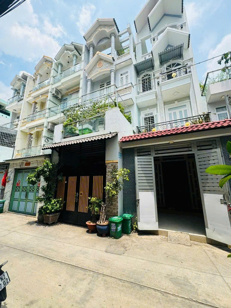 BÁN NHÀ KHU VIP LÊ VĂN QUỚI- HẺM XE HƠI THÔNG BÌNH TRỊ ĐÔNG - 70m NHÀ 4 -4PN NHỈNH 6 TỶ