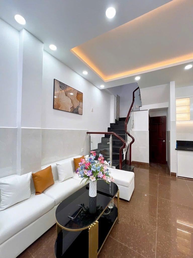 Bán nhà Gò Vấp, Sat hẻm xe hơi Nguyễn Văn Công, 30M² x 3 Tầng, 4 Pn, Full nội thất, SHR,  hơn 4 🧄