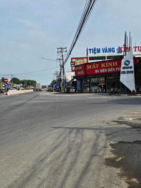 Chính chủ gửi bán mặt tiền Dt744 ngay cổng khu công nghiệp 3 tháng 2 An Tây Bến Cát