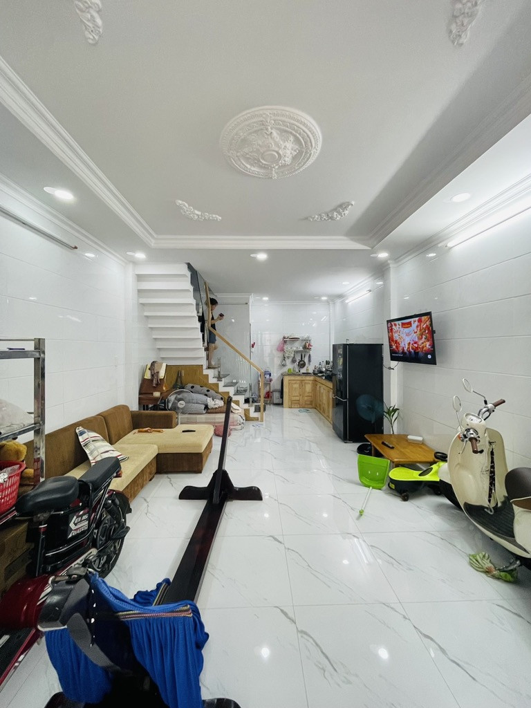 BÁN NHÀ 2 TẦNG - Ở NGAY - 32M2 - BÌNH TÂN - HẺM Ô TÔ - CHỈ 3.1 TỈ