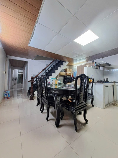 Bán nhà Mặt tiền Quách Hữu Nghiêm, ngay UBND Quận Tân Phú, 5x25m, 2 Tầng, 12.8 tỷ.