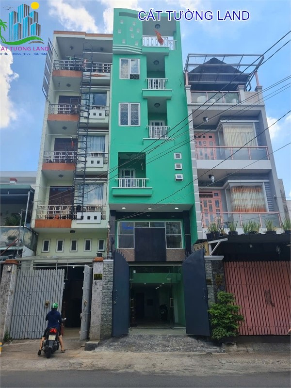 Chính Chủ bán nhà Số 10 ĐÀM THẬN HUY, ngay chợ Tân Hương. Giá TL tốt.