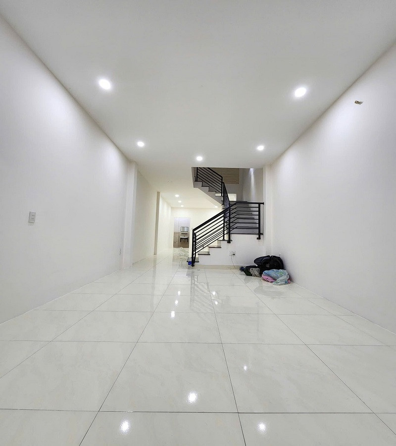 Bán nhà HXH Nguyễn Đức Thuận, P13, Tân Bình, 66m2, 3 tầng, chỉ nhỉnh 6 tỷ