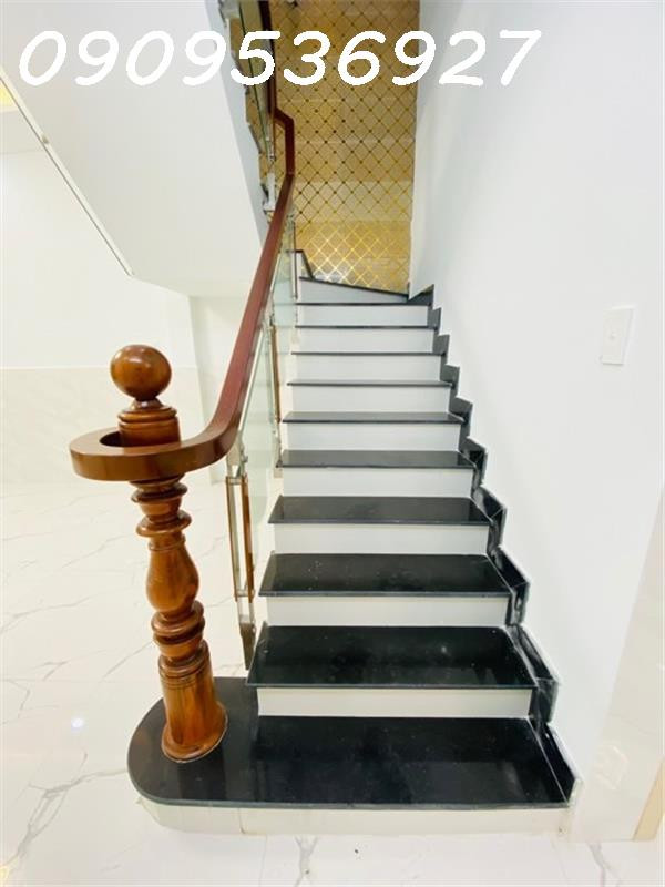 MẶT TIỀN KHU TÊN LỬA - 4 TẦNG KIÊN CỐ - ĐƯỜNG NHỰA 8M - GẦN CÔNG VIÊN - GIÁ CHỈ NHỈNH 6 TỶ