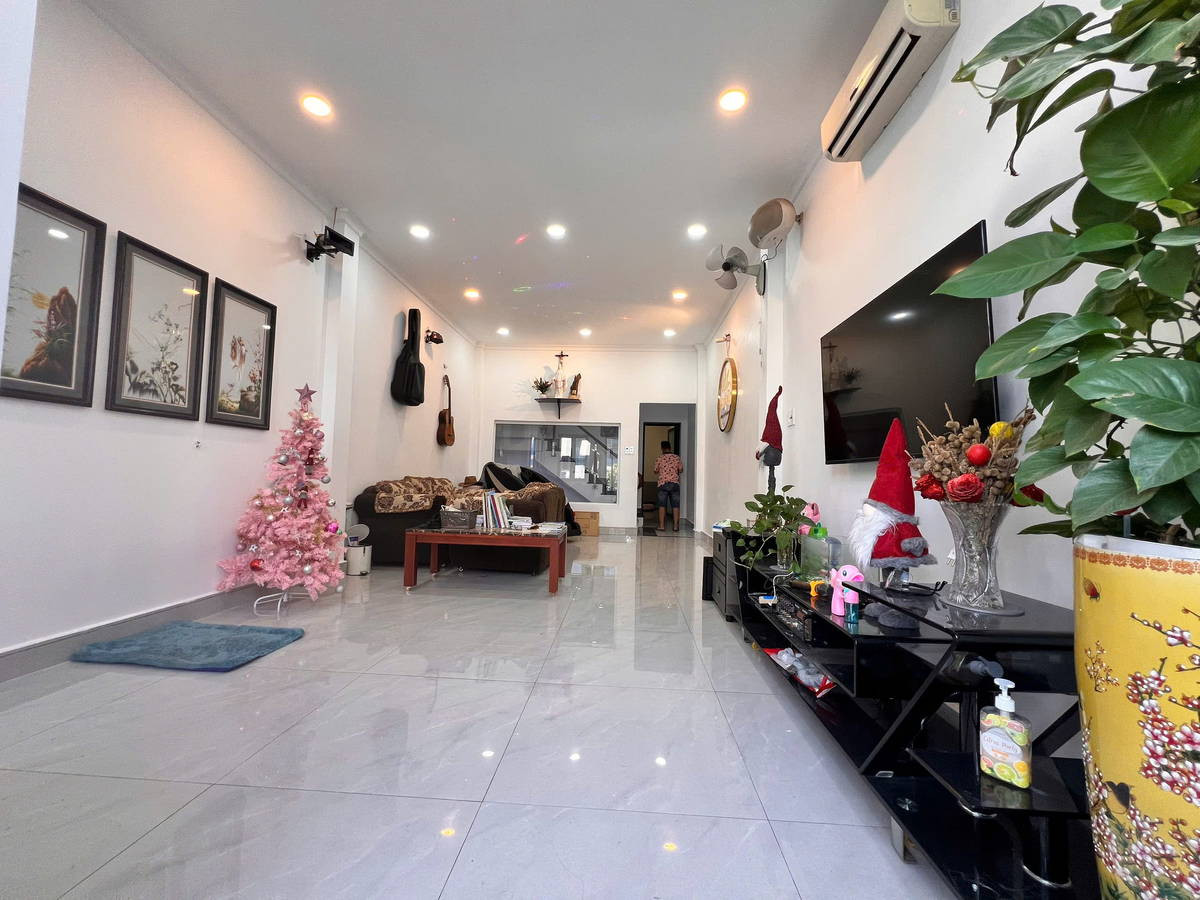 GÒ DẦU – NHÀ ĐẸP 80M² – HẺM XE HƠI 6M THÔNG – 3PN – Ở NGAY – GIÁ CHỈ 6.89 TỶ TL!