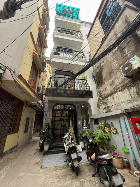 NHÀ ĐẸP ĐẠI LA - 5 TẦNG KIÊN CỐ, 2 MẶT NGÕ, LÔ GÓC 3 THOÁNG, BA GÁC ĐỖ CỬA, 10M OTO - GIÁ 7.5 TỶ