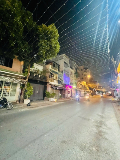 Bán Nhà 50m²  Đường Lê Sát, Quận Tân Phú, sát mặt tiền