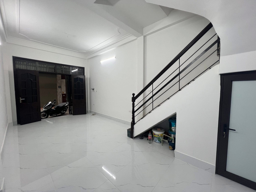 Cbo thuê MBKD ngõ ô tô Thái Hà, 5 tầng, 30m2, 4 ngủ, KD Cà Phê, Spa..22 Triệu