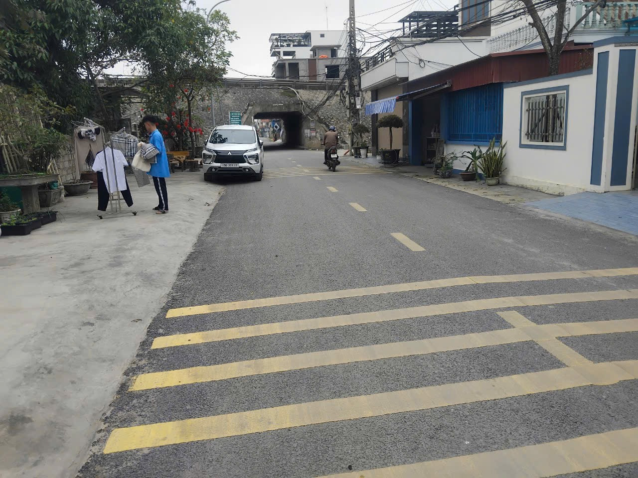 Bán lô đất 112.8m Phường Lê Hồng Phòng( Kiền Bái ) . Trên đất có nhà trọ cho thuê. L/h: 076.231.9990 e Thuý
