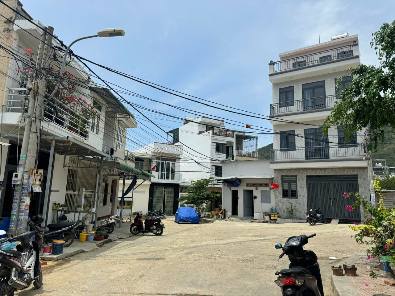 Bán đất tặng nhà 60m² tại Phường Vĩnh Hòa Thành phố Nha Trang