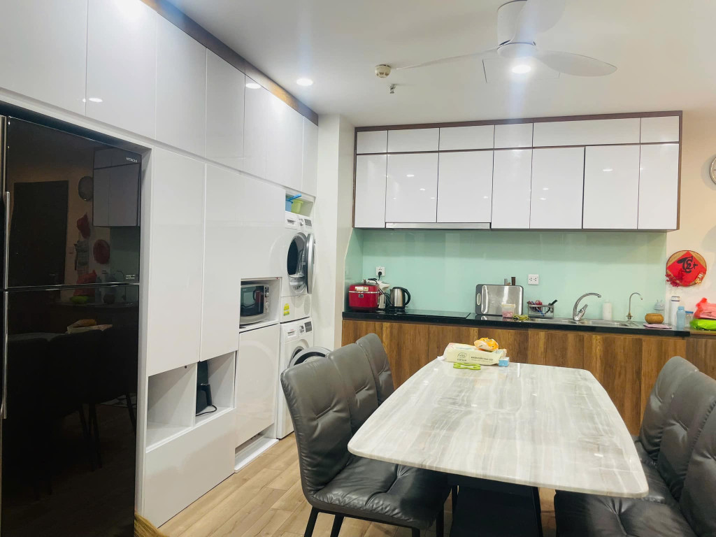Bán nhà Trần Hưng Đạo, 45m2, 5 tầng, mặt tiền 4m, 14.9 tỷ, kinh doanh đỉnh