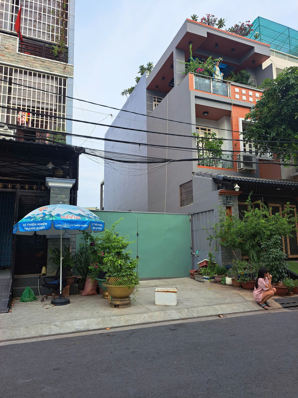 BÁN LÔ ĐẤT ĐẸP – VIEW CÔNG VIÊN THOÁNG MÁT – QUẬN 8
Diện tích: 5x20m (vuông vức, xây dựng dễ dàng) giá 8 tỷ