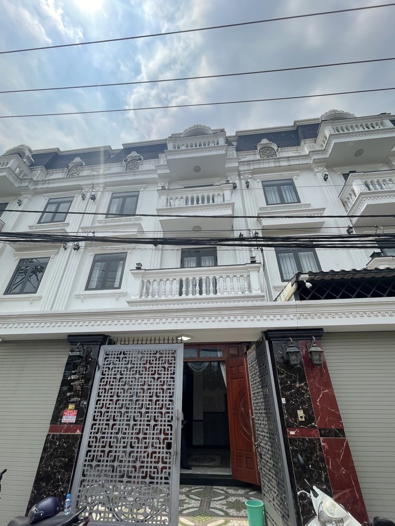 Nhà 4 Tầng Gara Ô Tô, 78m², 4PN, 5WC – Sát Tân Bình, Giá Sốc Chỉ 8.4 Tỷ!