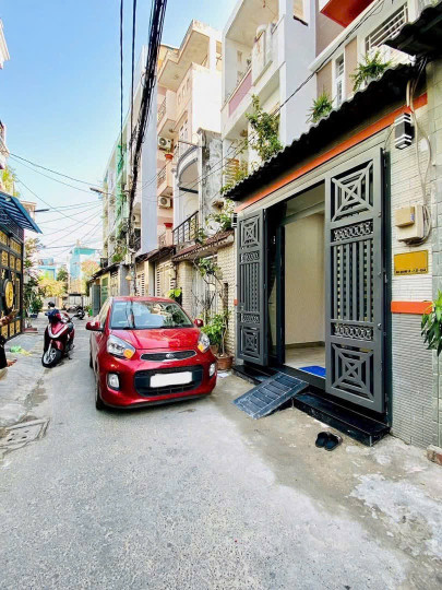 Siêu phẩm 4 phòng ngủ cho hộ gia đình, Cách emart phan huy ích chỉ 5p