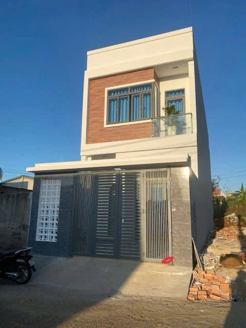 Bán nhà 105.5m² 2.7 tỷ tại Xã Cư ÊBur Thành phố Buôn Ma Thuột