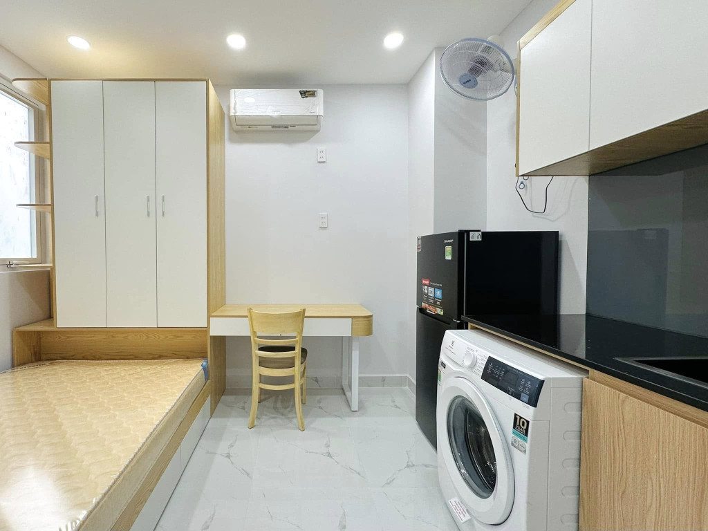 CHUNG CƯ MINI PHÚ DIỄN 77M2X7T,20 PKK, 10M RA PHỐ, 100 TRIỆU/THÁNG, 21 TỶ