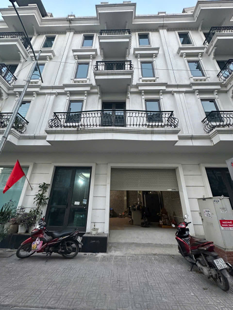 CHÍNH CHỦ CHO THUÊ NHÀ CTT02-14A KIẾN HƯNG LUXURY HÀ ĐÔNG - HÀ NỘI