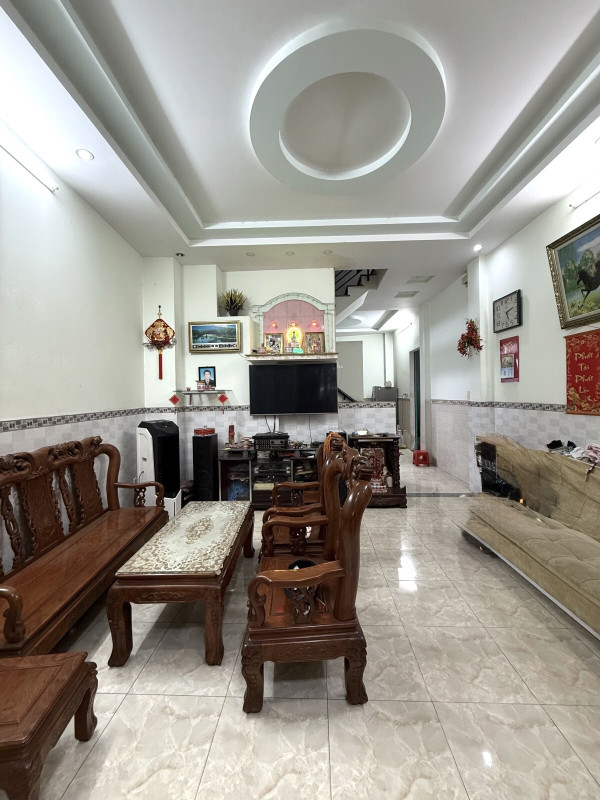 Bán nhà mặt phố quận 6 - Nở hậu cực đẹp kinh doanh tốt 14 tỷ