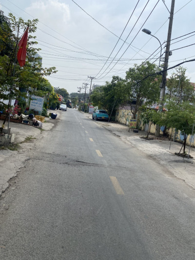 Bán CHDV, 970m2 full Thổ Cư, 3 Tầng, Ngang Khủng 34m, Tăng Nhơn Phú B. Tp.Thủ Đức