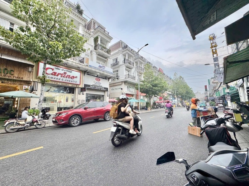 SIÊU HIẾM- MẶT TIỀN KINH DOANH KHU VIP CITYLAND GÒ VẤP- 61M2- NGANG  6.5M - CHÍNH CHỦ LÂU NĂM - GIÁ 11.55 TỶ