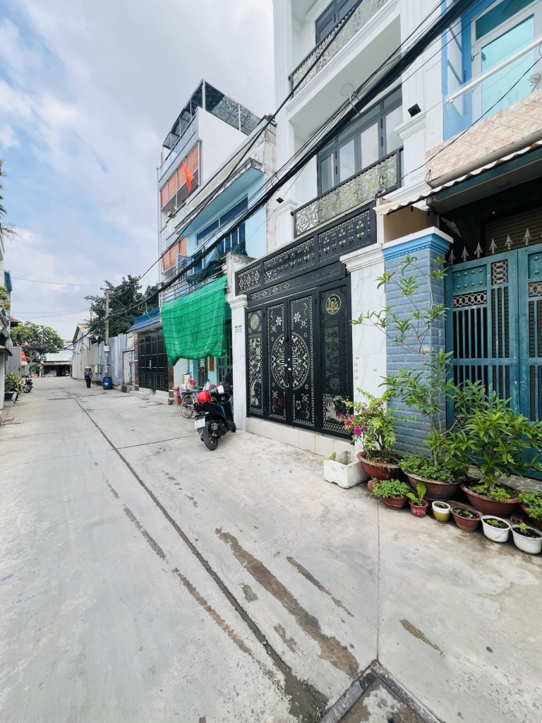 Gấp Bán NHÀ NGAY VỌNG XOAY AN LẠC 65m2 giá chỉ 5, t