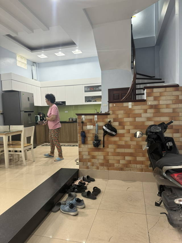 🏠BÁN NHÀ XÂY MỚI THANH AM - LONG BIÊN - 3 MẶT THOÁNG - Ô TÔ GẦN NHÀ, BẠT NGÀN TIỆN ÍCH.