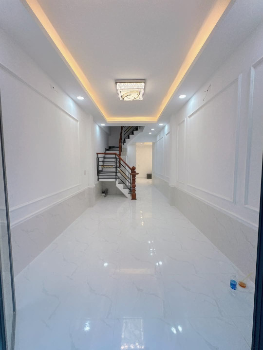 Bán nhà quận 6 - Hẻm xe tải thông - Xe hơi đổ cửa - Nhà mới ở ngay 5,3 tỷ