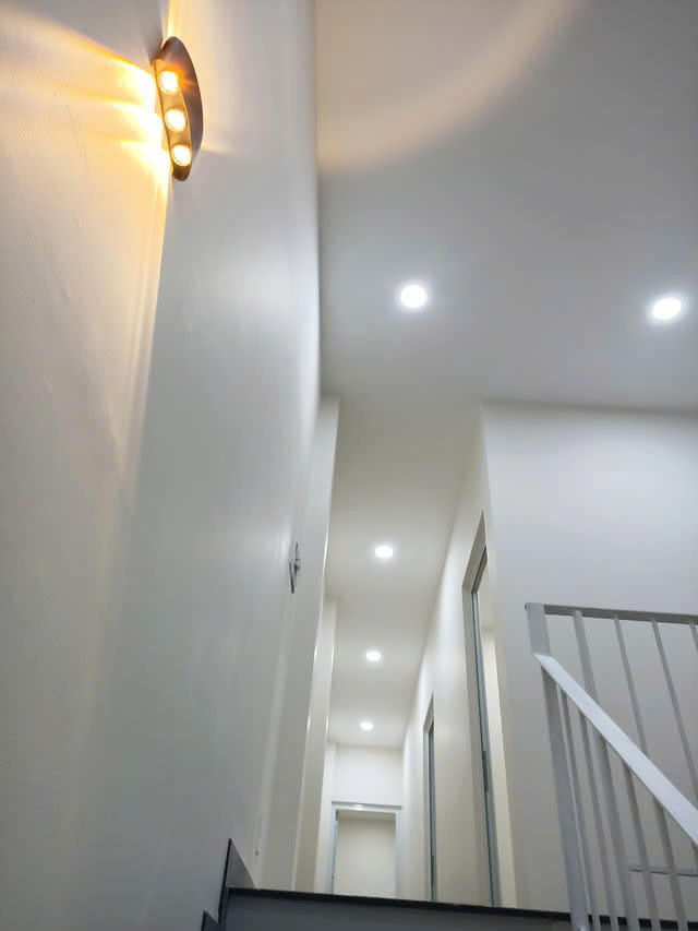 Bán nhà hẻm lớn 7m2  thạnh xuân 18, phường thạnh xuân q12, nhà thông thoáng sạch sẽ, sổ vuông, DT: 105m2 giá 5,8 tỷ tl