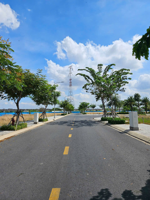 BÁN ĐẤT NỀN DỰ ÁN KING HILL RESIDENCES – VỊ TRÍ VÀNG GẦN TP.HCM