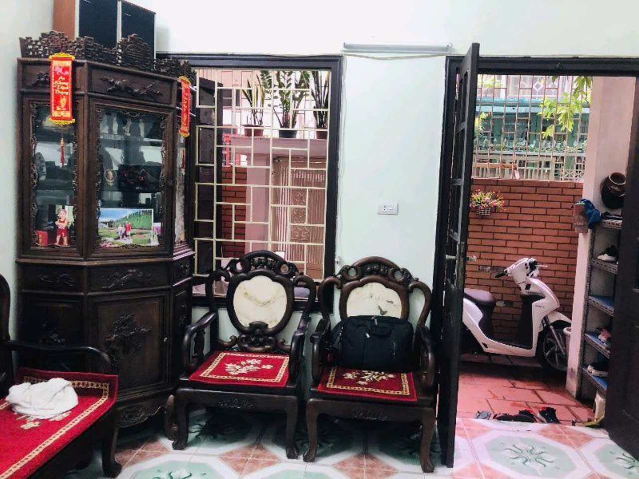 BÁN NHÀ PHỐ NGỌC LÂM – LONG BIÊN
DIỆN TÍCH 104M² x 4 TẦNG - MẶT TIỀN 4.5M NỞ HẬU - GIÁ CHỈ 25.5 TỶ